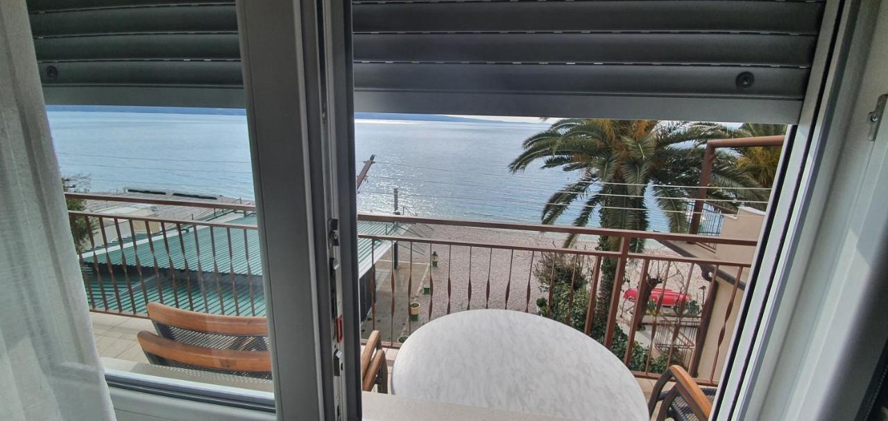 Adriatic Beach Suites Омиш Экстерьер фото