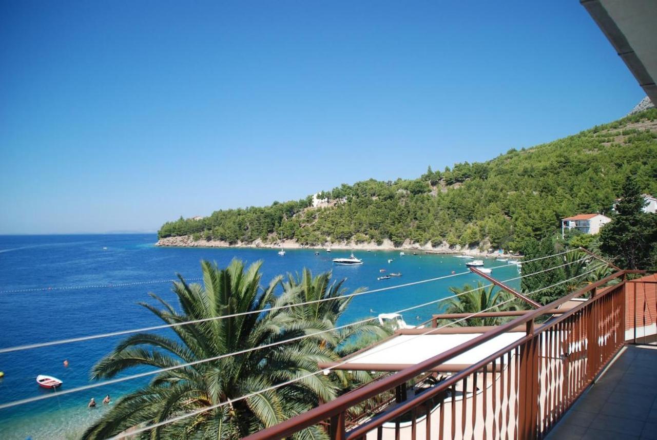Adriatic Beach Suites Омиш Экстерьер фото