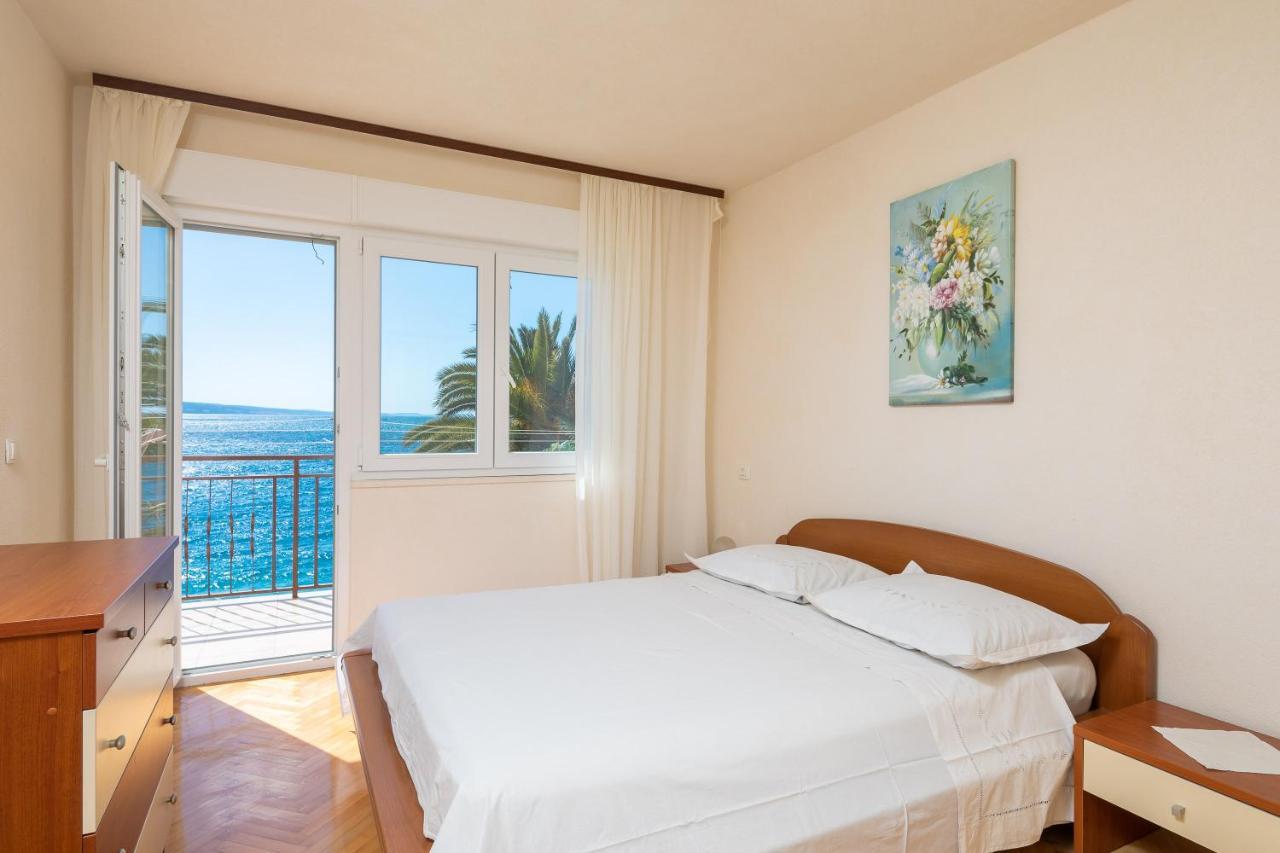 Adriatic Beach Suites Омиш Экстерьер фото